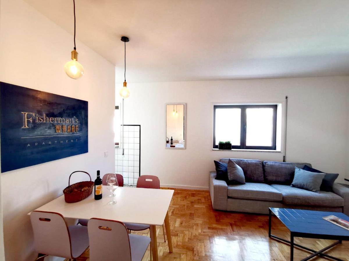 Fisherman'S Wharf Porto Apartment บีลาโนวาเดกายา ภายนอก รูปภาพ